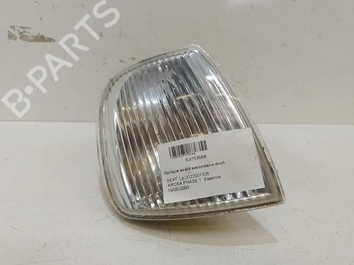 Used Right front indicator Right front indicator 37312332 37312332