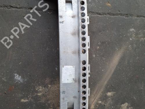 Used Front bumper reinforcement Front bumper reinforcement 37621387 37621387