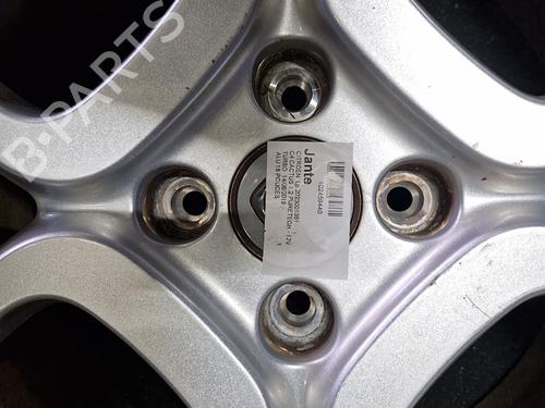 rim-citroen-c4-cactus-2014-37330139 main image