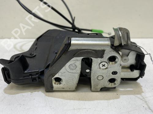 front-right-lock-toyota-verso-_r2_-2009-2010-2011-2012-2013-2014-2015-2016-2017-2018-37318506 main image