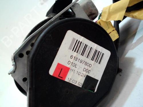 front-left-seatbelt-fiat-punto-199_-2012-37307458 main image