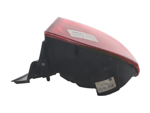 right-taillight-alfa-romeo-giulietta-940_-2010-2011-2012-2013-2014-2015-2016-2017-2018-2019-2020-37339201 main image