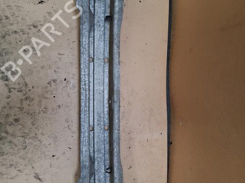 front-bumper-reinforcement-audi-a4-b6-avant-8e5-2000-2001-2002-2003-2004-2005-37330052 main image
