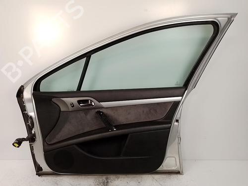 Used Right front door Right front door 37620226 37620226