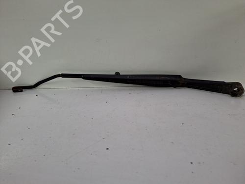 Used Front windshield wiper arm Front windshield wiper arm 37324509 37324509