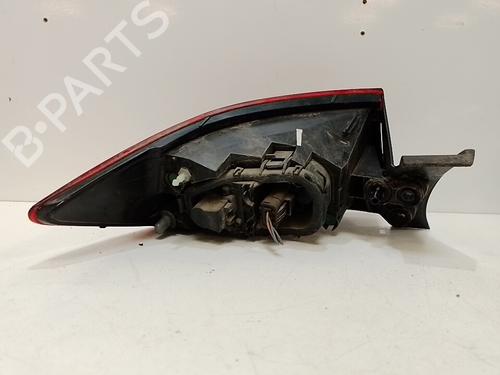 right-taillight-renault-clio-iv-bh_-2012-2013-2014-2015-2016-2017-2018-2019-2020-2021-37317903 main image