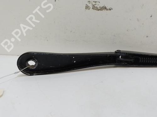 front-windshield-wiper-arm-renault-clio-v-b7_-2019-37316135 main image
