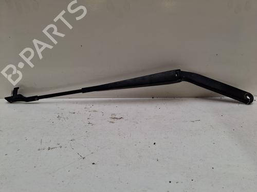 front-windshield-wiper-arm-bmw-x5-e70-2006-2007-2008-2009-2010-2011-2012-2013-37330495 main image