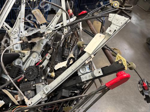 Used Front right window mechanism Front right window mechanism 37346330 37346330