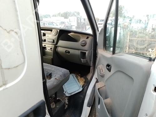 Left front indicator RENAULT MASTER II Van (FD) 2.2 dCI 90 (FD0G, FD0N, FD2G, FD2N, FD3G, FD3N) | BP37312252C32 - Image 11