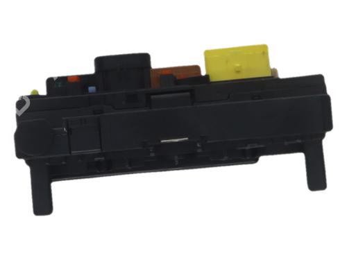 Used Fuse box Fuse box 39043900 39043900