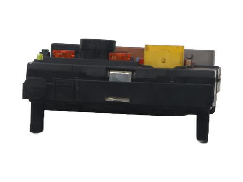Fuse box CITROËN C5 III (RD_) 1.6 HDi 110 (RD9HL0, RD9HR8, RD9HRA) | BP37341525E1 - Image 3