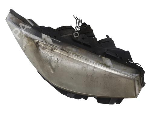right-headlight-renault-megane-ii-estate-km01_-2003-2004-2005-2006-2007-2008-2009-2010-2011-2012-37344175 main image