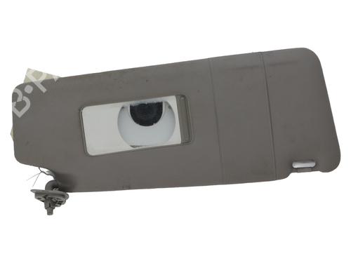 Used Right sun visor Right sun visor 37329637 37329637
