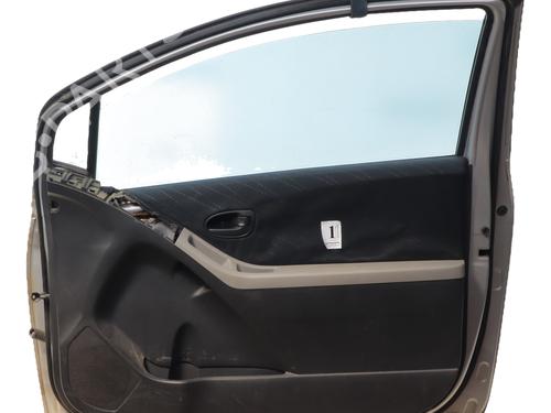 Used Right front door Right front door 37617457 37617457