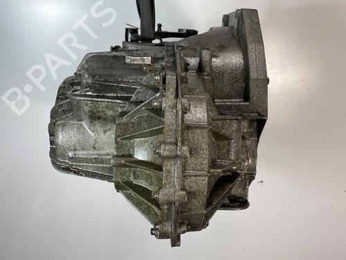 gearbox-renault-master-ii-van-fd-1997-1998-1999-2000-2001-2002-2003-2004-2005-2006-2007-2008-2009-2010-2011-2012-2013-37324406 main image