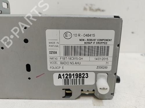 Used Radio Radio 37313322 37313322