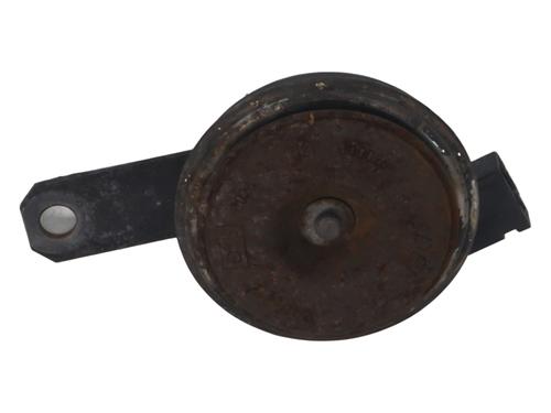 Horn Horn TOYOTA YARIS (_P9_) 1.4 D-4D (NLP90_, NLP90R) (90 hp) 37339279 37339279