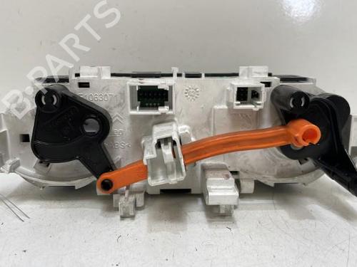 Used Climate control Climate control 37321563 37321563