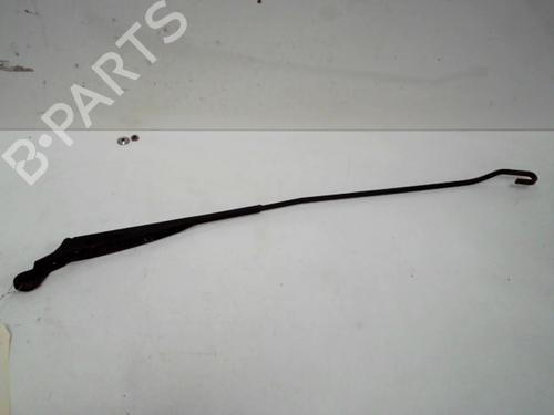 Used Front windshield wiper arm Front windshield wiper arm 37310382 37310382