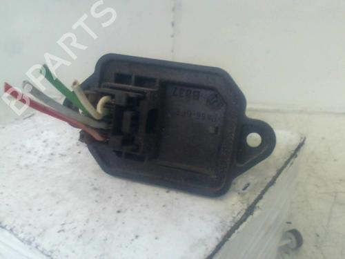 Używane Rezystor dmuchawy Rezystor dmuchawy FIAT BRAVA (182_) 1.4 12 V (182.BA) (80 hp) 37298277 37298277