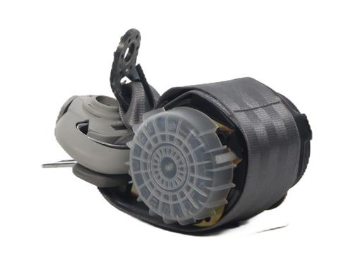 rear-left-seatbelt-vw-golf-iv-1j1-1997-1998-1999-2000-2001-2002-2003-2004-2005-2006-2007-2008-37346633 main image