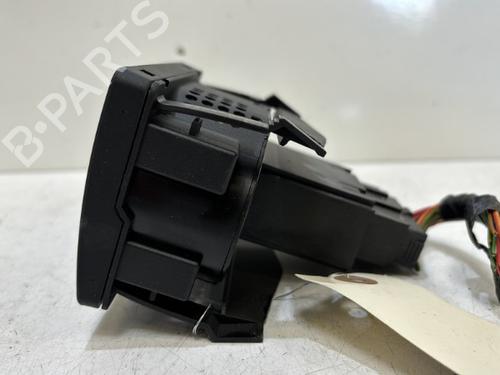 Used Headlight switch Headlight switch 37324804 37324804