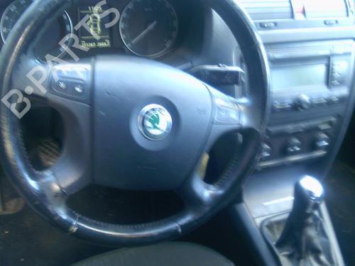 Headlight switch SKODA OCTAVIA II Combi (1Z5) 1.9 TDI | BP37311999I24 - Image 5