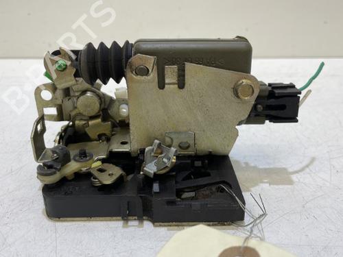 front-right-lock-renault-master-ii-van-fd-1997-1998-1999-2000-2001-2002-2003-2004-2005-2006-2007-2008-2009-2010-2011-2012-2013-37319997 main image