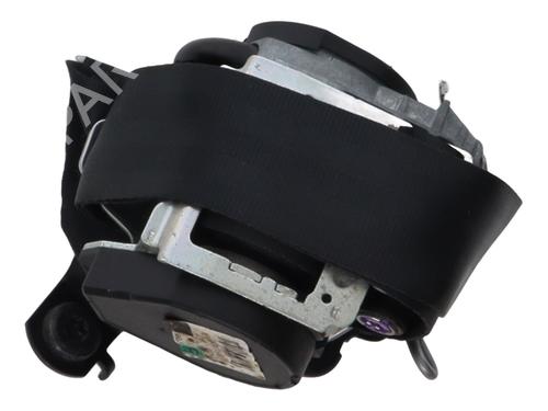 front-right-seatbelt-fiat-punto-evo-199_-2008-37334107 main image