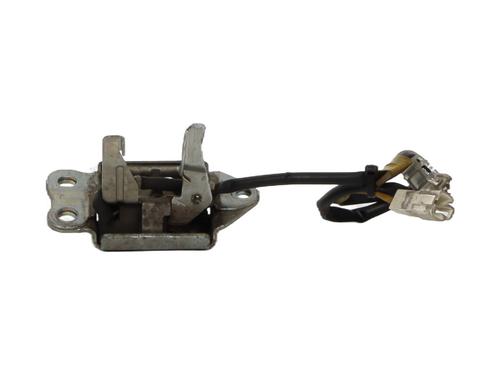 tailgate-lock-toyota-yaris-_p1_-1999-2000-2001-2002-2003-2004-2005-37327583 main image