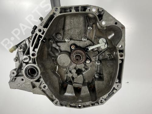gearbox-renault-megane-iii-hatchback-bz01_-b3_-2008-37295774 main image