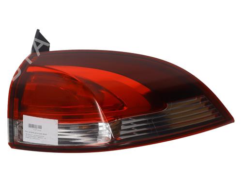 right-taillight-renault-clio-iv-grandtour-kh_-2012-2013-2014-2015-2016-2017-2018-2019-2020-2021-37340645 main image