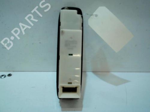 Venstre fortil elrude kontakt Venstre fortil elrude kontakt MITSUBISHI PAJERO SPORT II (KH_, KG_) 3.2 DI-D 4WD (165 hp) 37308329 37308329