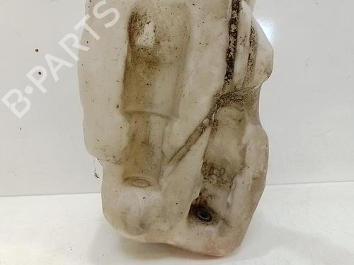 Used Windscreen washer tank Windscreen washer tank 37620648 37620648