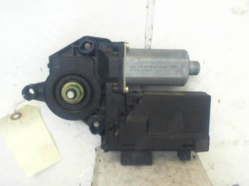 Used Left front window motor Left front window motor 37299935 37299935