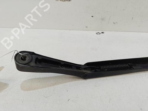 front-windshield-wiper-arm-alfa-romeo-gt-937_-2003-2004-2005-2006-2007-2008-2009-2010-37313994 main image