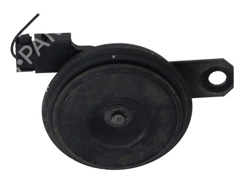 horn-toyota-yaris-_p21_-_pa1_-_ph1_-2020-37753066 main image
