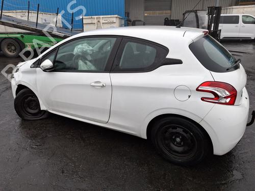 Left front window switch PEUGEOT 208 I (CA_, CC_) 1.2 VTI 82 | BP37329105I27 - Image 17