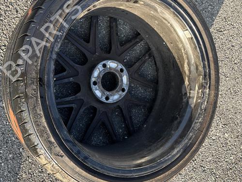 Used Rim Rim 37614734 37614734