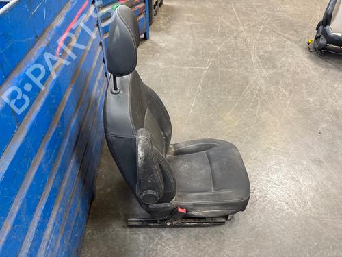 Used Left front seat Left front seat 38269986 38269986