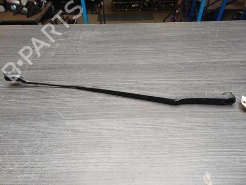 front-windshield-wiper-arm-hyundai-ix20-jc-2010-2011-2012-2013-2014-2015-2016-2017-2018-2019-37321060 main image