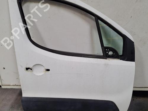 Used Right front door Right front door 37617423 37617423