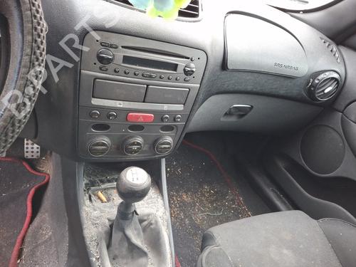 Left tailgate light ALFA ROMEO 147 (937_) 1.9 JTDM 8V (937.AXD1A, 937.AXU1A, 937.BXU1A) | BP37344554C79 - Image 17