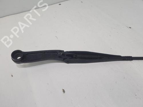 front-windshield-wiper-arm-jeep-renegade-suv-bu-b1-bv-2014-37323312 main image