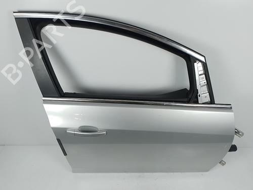 Used Right front door Right front door 37620762 37620762