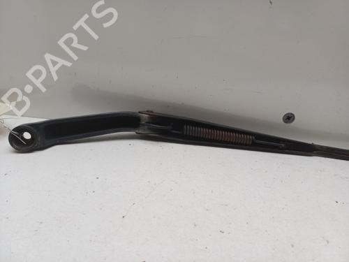 Used Front windshield wiper arm Front windshield wiper arm 37321804 37321804