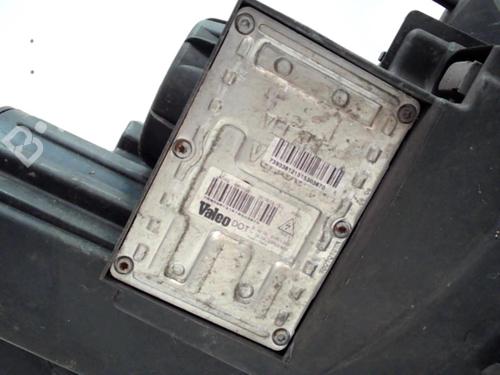 Left headlight CITROËN C8 (EA_, EB_) 2.2 HDi | BP37309707C28 - Image 2