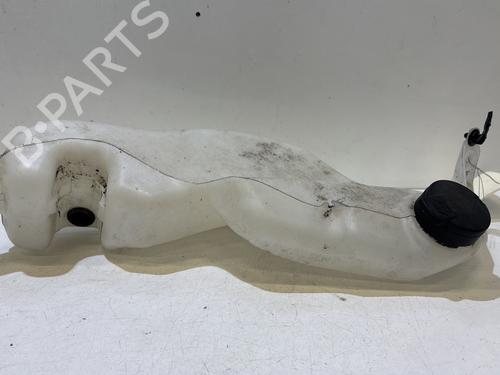 Used Windscreen washer tank Windscreen washer tank 37622837 37622837