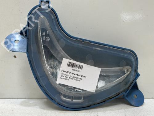 Used Right daytime light Right daytime light 37753846 37753846